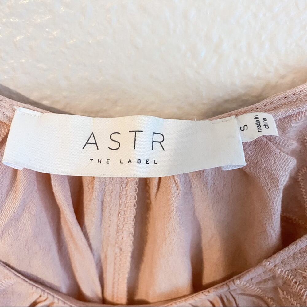 ASTR Pink Eyelet Embroidered Tank Top - Picture 3 of 4
